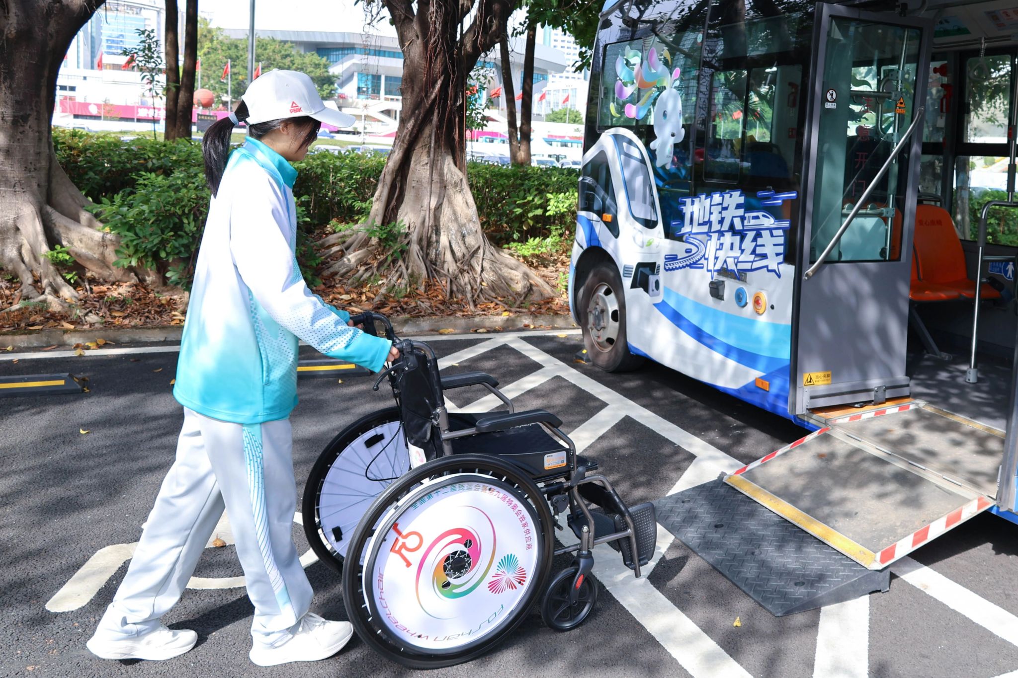 英国上市公司365