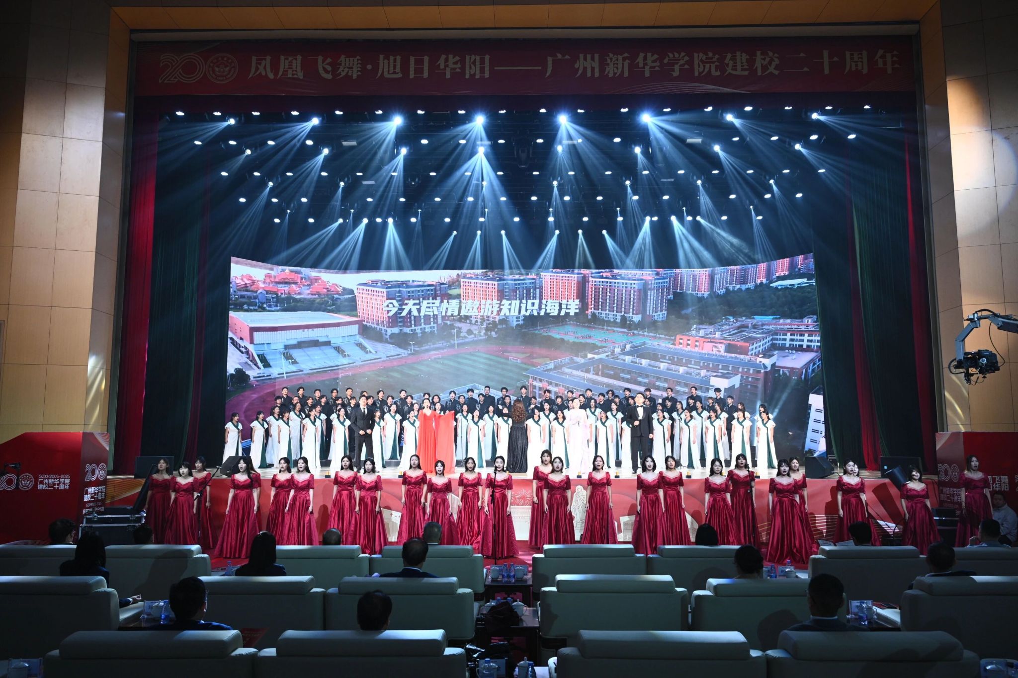 英国上市公司365