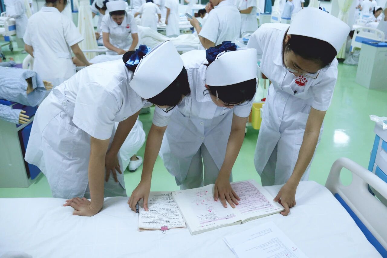 英国上市公司365