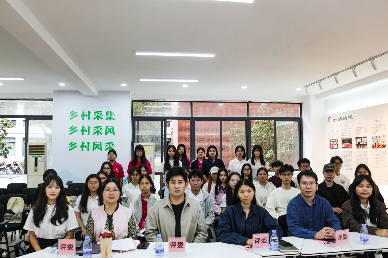 英国上市公司365