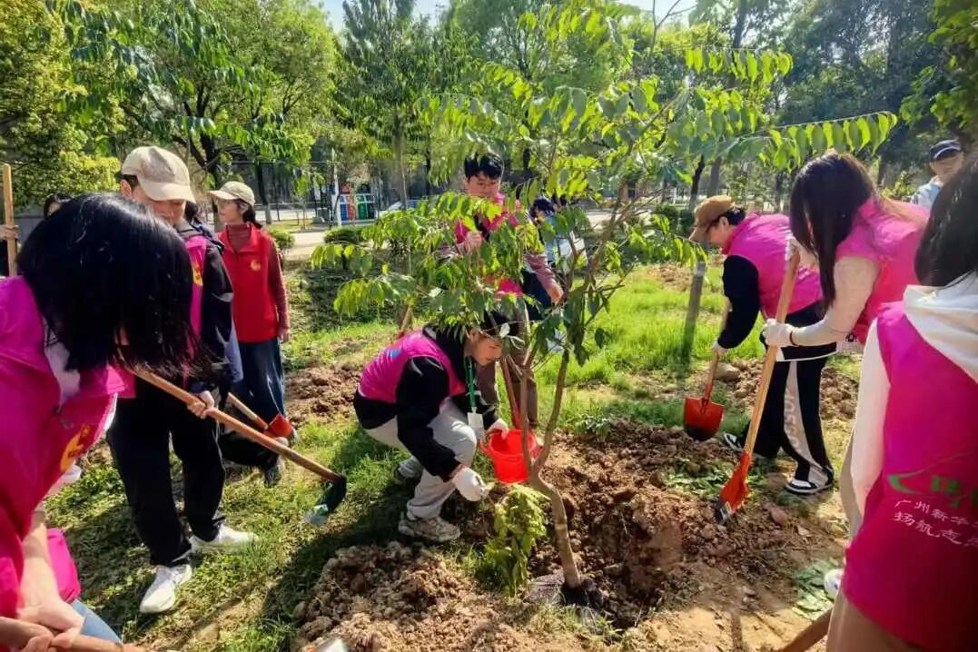 英国上市公司365