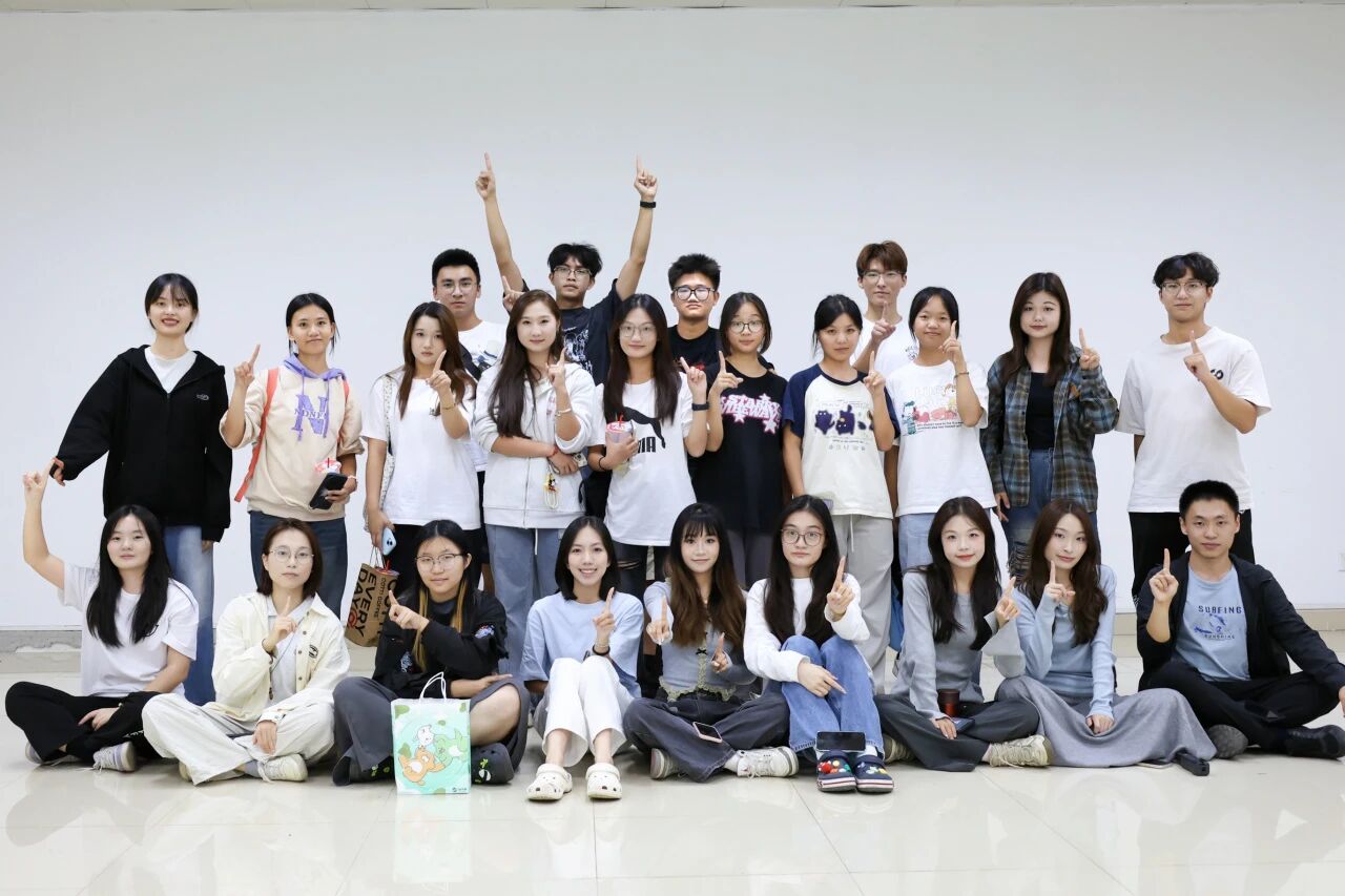 英国上市公司365